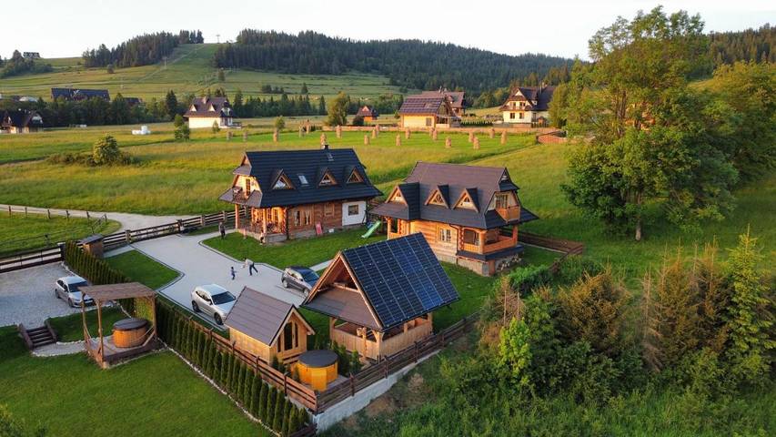 Apartament wakacyjny dla 8 osób, z sauna i widok oraz ogród w Czarna Góra