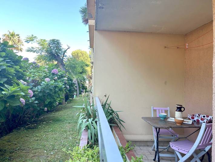 Gîte pour 4 personnes dans Plage La Favière - 2