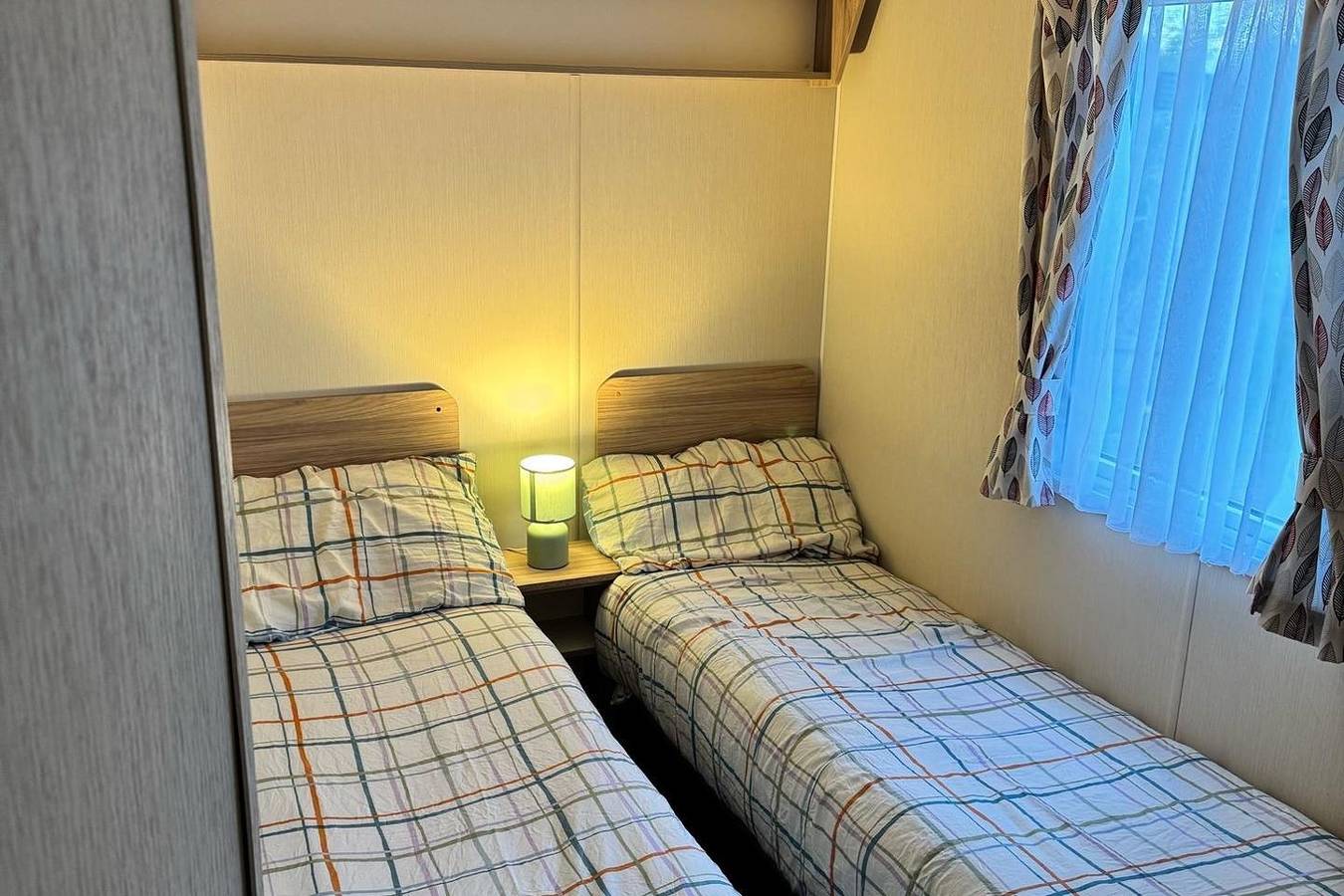 3 Bed Caravan - Sleeps 6 - Pets - 5 min to Beach in Towyn, Conwy und Umgebung
