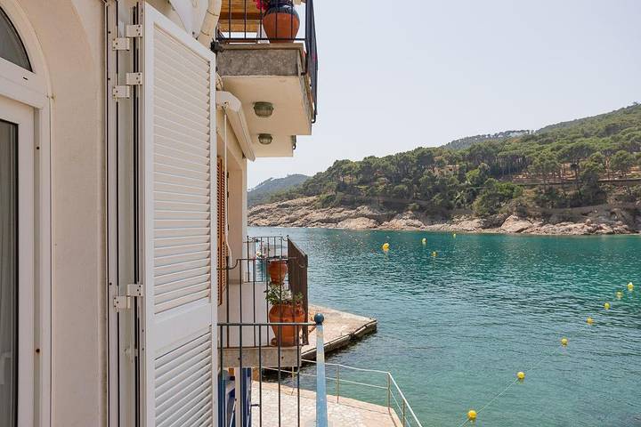 Gîte pour 6 personnes, avec balcon à Tamariu - 4