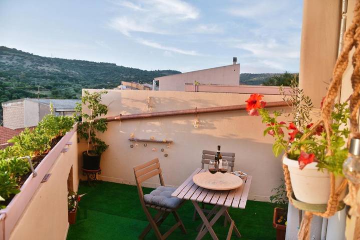 Location de vacances pour 5 personnes, avec balcon et vue à Mòdolo - 2