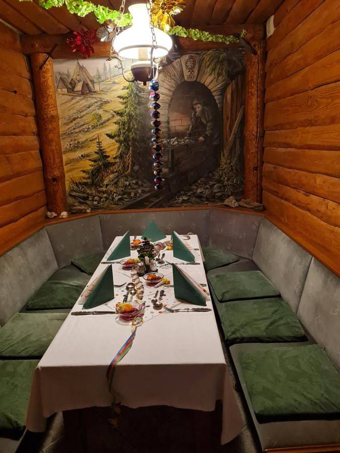 Pension und Gaststätte Zur Knappenschänke in Wiesa, Thermalbad Wiesenbad