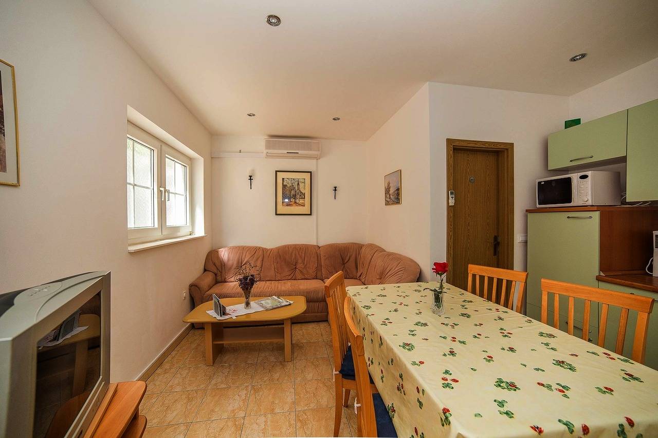 Ganze Wohnung, Zwei-Zimmer-Wohnung Pavic A2 in Postira, Brac