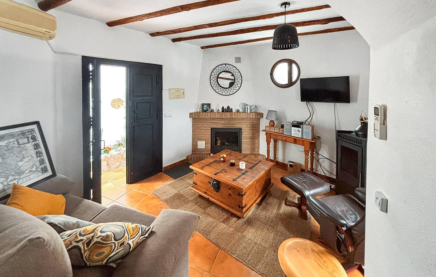 Acogedor apartamento con jardín y WiFi, cerca de restaurantes y del río in Montejaque, Provincia de Málaga