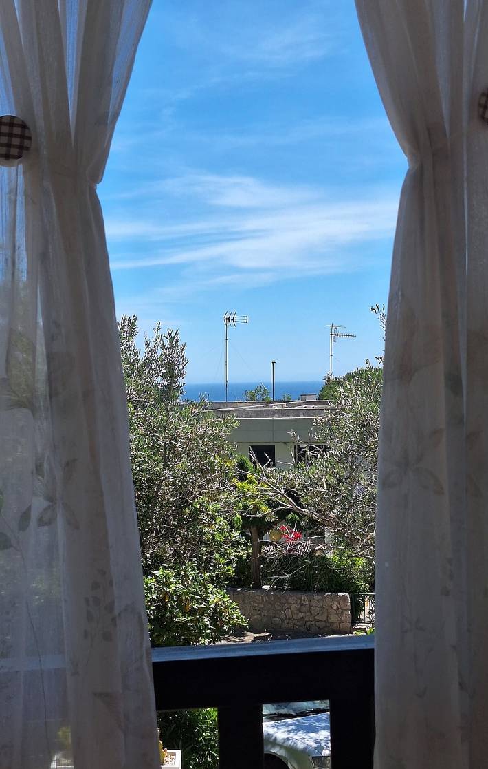 Hel lejlighed, Residence degli Oleandri - Terra Apartment with Private Terrace, Wi-Fi and Air Conditioning in Santa Cesarea Terme, Lecce-provinsen