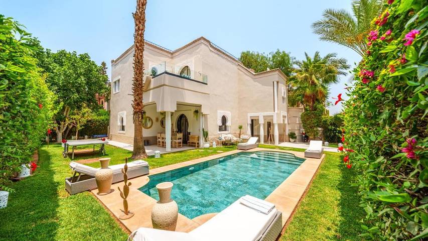 Villa für 8 Personen, mit Balkon und Garten sowie Pool - 1