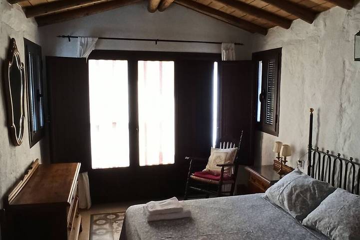 Landhaus El Lucero, im Herzen der Berge (Vollvermietung) in Alájar, Sierra de Aracena y Picos de Aroche