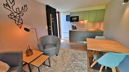 Cottage pour 2 personnes, avec balcon et vue sur le lac à Vielsalm