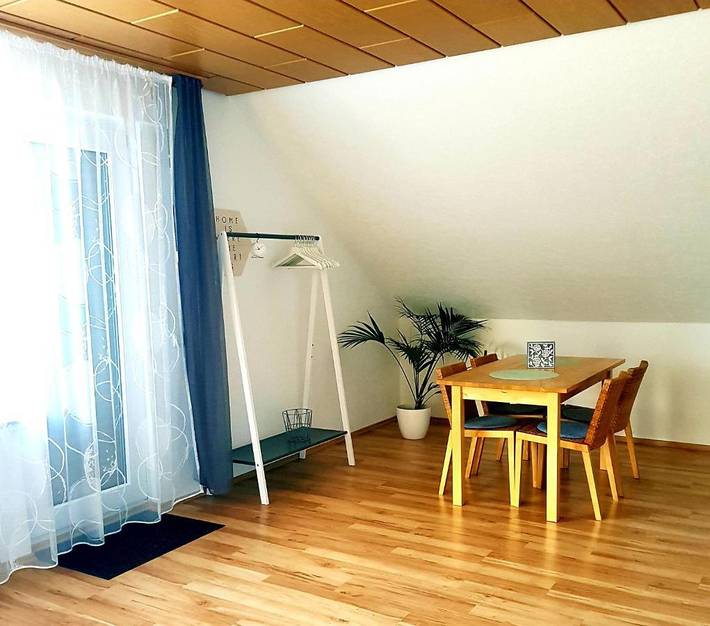 Ferienwohnung für 4 Personen, mit Balkon und Ausblick in Niestetal - 3