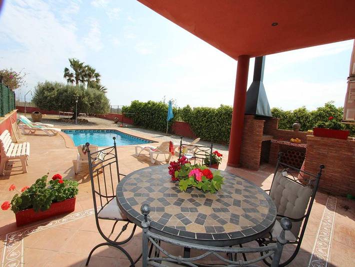 Villa für 7 Personen, mit Terrasse und Garten sowie Ausblick, mit Haustier in Riumar