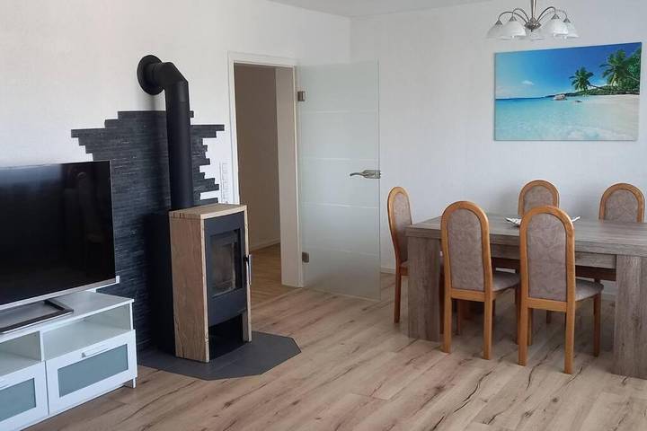 Ferienwohnung für 10 Personen, mit Terrasse in Kötz
