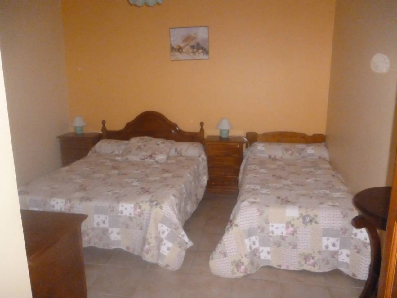 Chambre d’hôtes « Primevère » avec terrasse et jardin communs, Wi-Fi in Milhac, Quercy