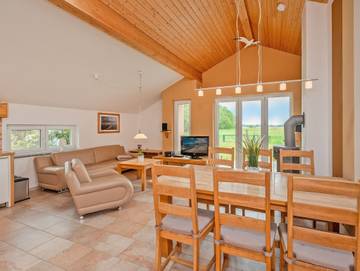 Bungalow für 7 Personen, mit Garten und Sauna sowie Whirlpool und Terrasse in Trassenheide