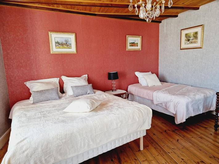Chambre d’hôte pour 4 personnes, avec terrasse et jardin