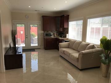 Bed And Breakfasts for 4 Guests in East Palo Alto, San Francisco Bay Area, Picture 4