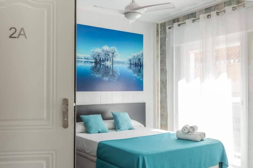 Entire apartment, Sunsands Studio con balcones 2ºa in La Carihuela, Torremolinos