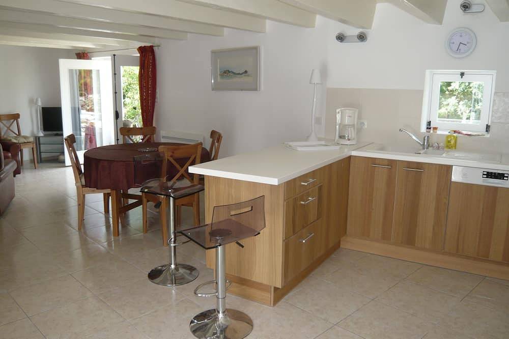House overlooking the Loire in Chalonnes-sur-Loire, Vallée de la Loire