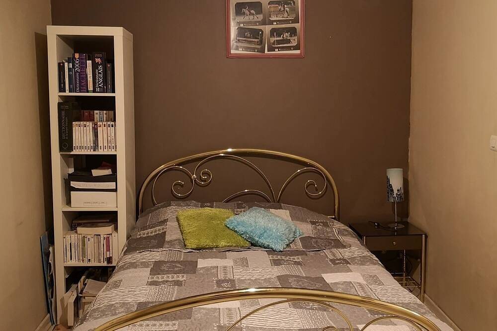 Hervorragendes provenzalisches Bauernhaus am Hang in Bollène, Vaucluse