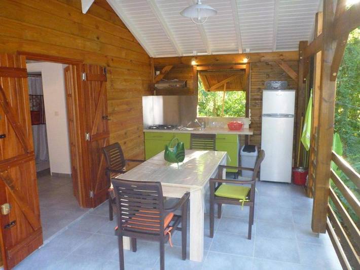 Gîte pour 2 personnes, avec vue et jardin, adapté aux familles dans Plage de la Perle - 3