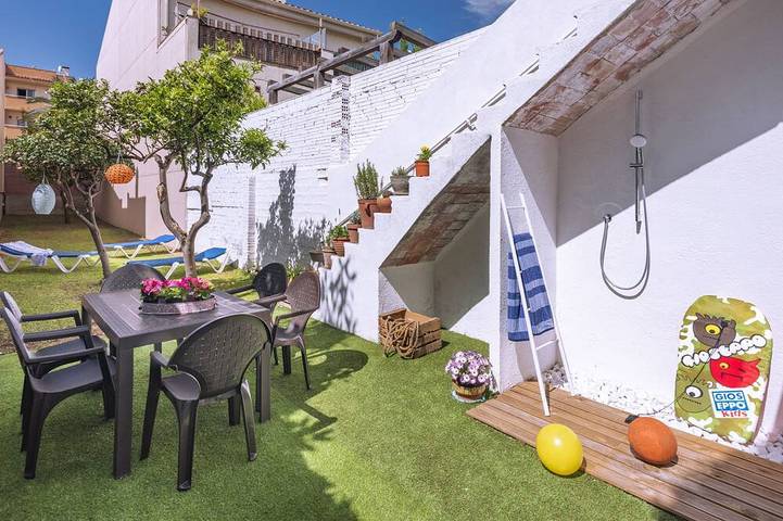 Casa de vacaciones para 6 personas, con terraza y jardín - 1