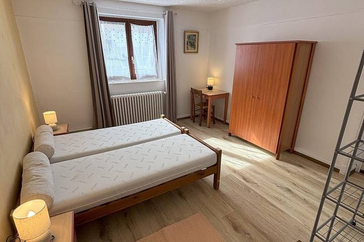 Appartement entier, Le Villard ; appartement "Adrech", situé au cœur du Queyras (170m² à Abriès) in Abriès, Abriès-Ristolas