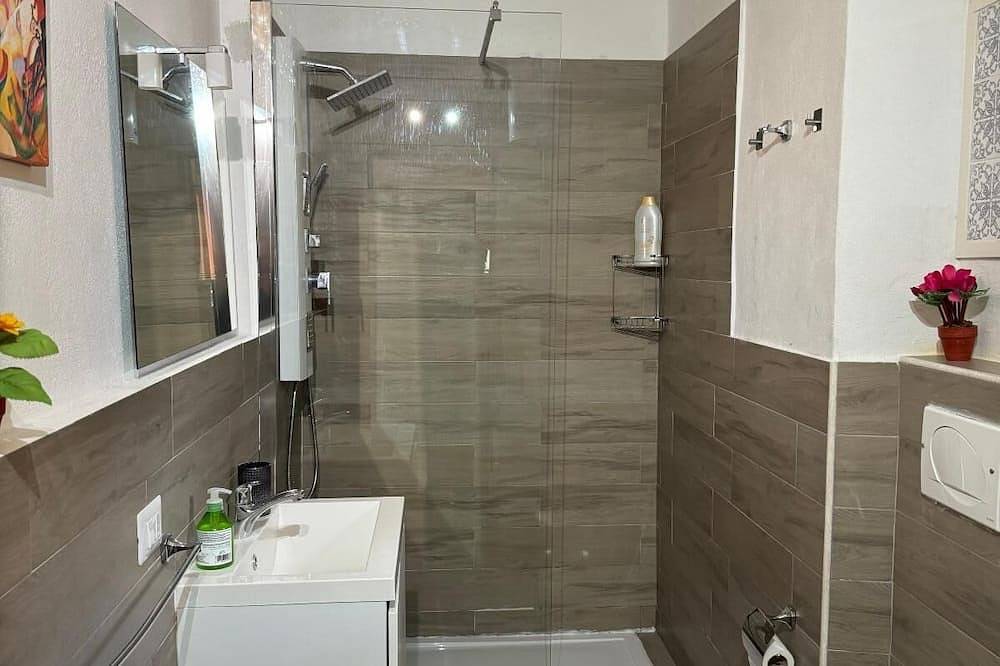 Entire apartment, Civic19 4Pax Large One-Bedroom Apartment In The Center in Sassari, Sassari Province