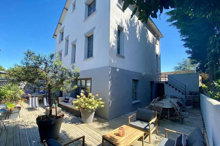 Gîte pour 15 personnes, avec balcon et jardin, animaux acceptés
