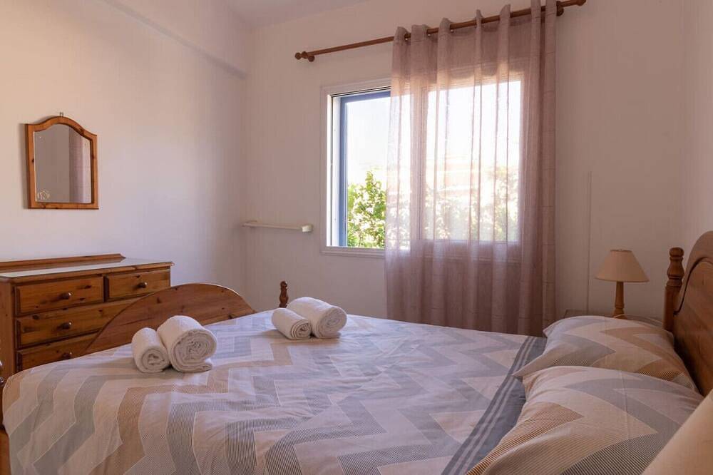 A villa in Paphos, close to the centre, harbour and Kings Avenue Mall! in Paphos, South Cyprus