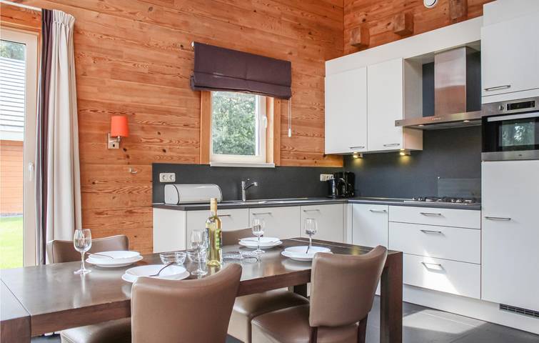 Ferienhaus für 5 Personen, mit Sauna und Terrasse sowie Seeblick, mit Haustier in Limburg (Niederlande) - 4