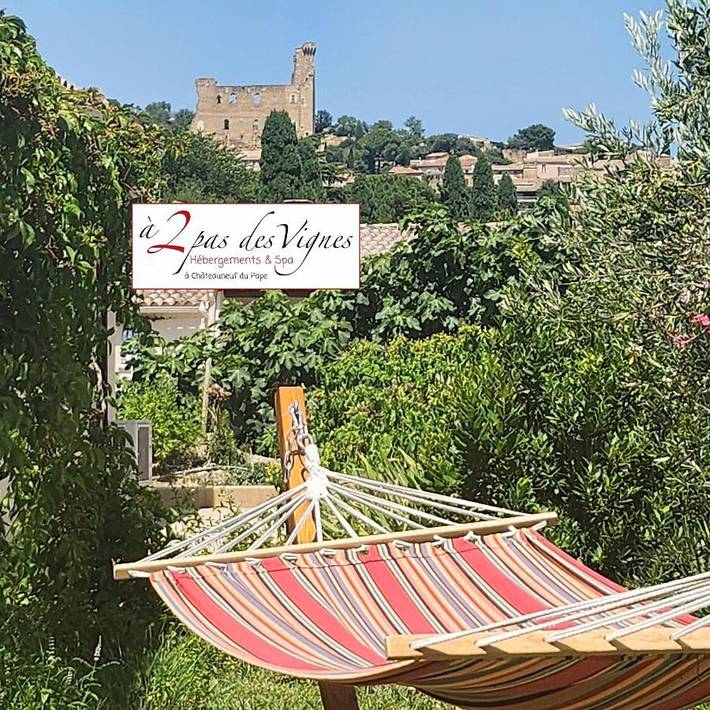 Location de vacances pour 6 personnes, avec jacuzzi et sauna ainsi que piscine et jardin à Châteauneuf-du-Pape - 3