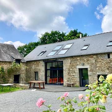 Cottage pour 2 personnes, avec jardin, animaux acceptés à Combourg