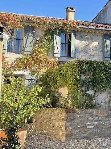 Gîte pour 5 personnes, avec piscine et terrasse, animaux acceptés à Serviès-en-Val
