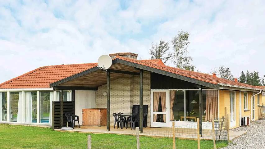 Ferienhaus für 7 Personen, mit Garten und Pool in Nissum Fjord