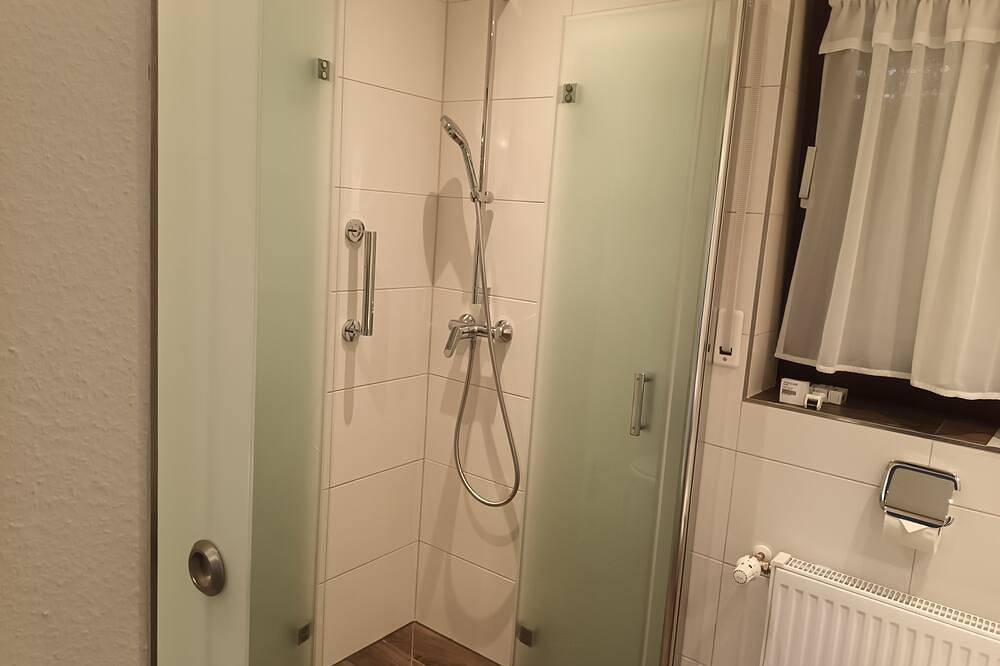 Ganze Wohnung, Ferienwohnung  Romantic, Stadtwohnung mit nur 1 Stufe barrierefrei in Bad Kissingen, Rhön-Bayern