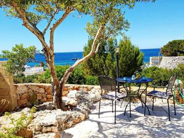 Ferienhaus für 4 Personen, mit Garten und Ausblick in Torre Vado