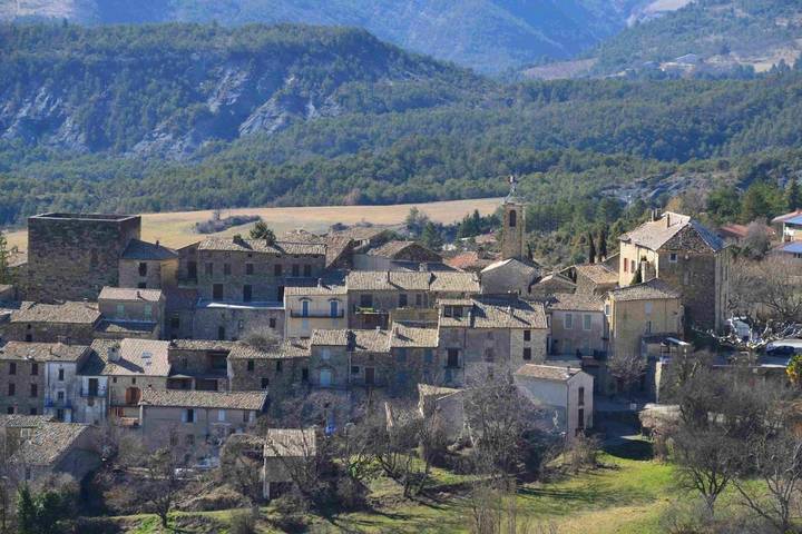 Location de vacances pour 2 personnes, avec vue et terrasse à Rosans - 3