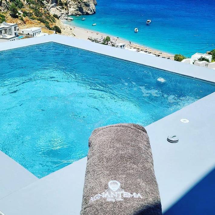 Location de vacances pour 3 personnes, avec terrasse ainsi que piscine et vue dans Karpathos - 2