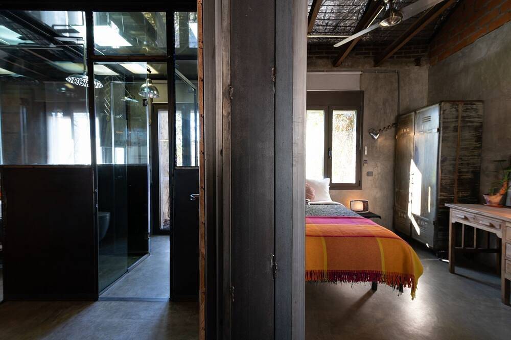 Retiro Park Industrial House in Madrid, Communaute de Madrid
