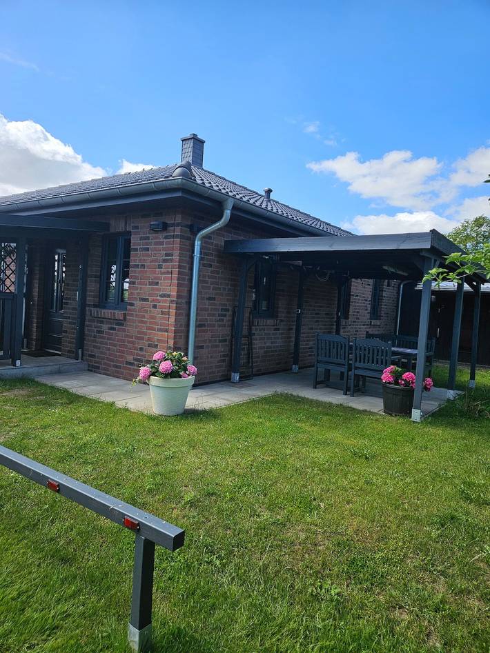 Ganze Wohnung, Ferienwohnung 'Wolkow' mit Gemeinschaftsgarten in Warrenzin, Mecklenburgische Seenplatte