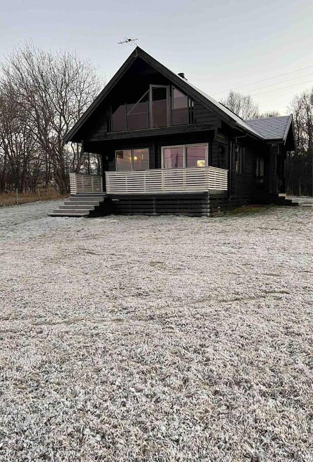 Ferienhaus für 5 Personen, mit Garten und Whirlpool in Lyngen - 2