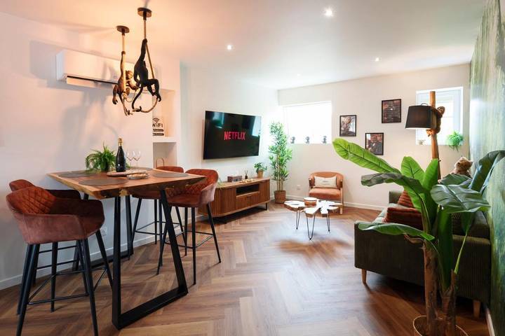 Gîte pour 4 personnes, avec jacuzzi ainsi que piscine et sauna à Épernay - 2