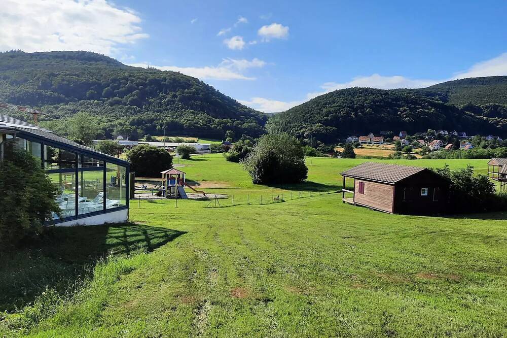 Northern Vosges Campsite*** - Chalet Anaïs Eco 2 people Without Toilet blocks in Oberbronn, Nordelsass