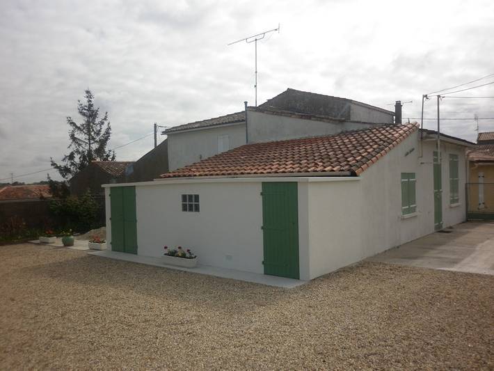Gîte pour 4 personnes, avec jardin à Barzan