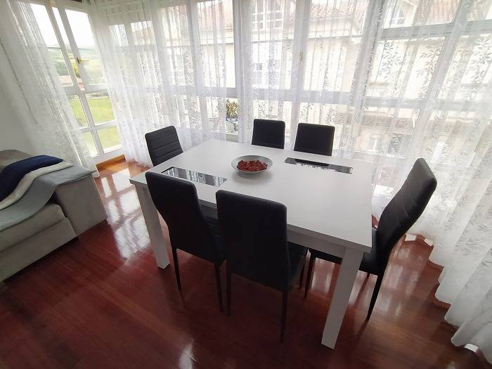 Entire holiday apartment, 130 m2 duplex next to the beaches of Cuchia in Cuchía, Miengo
