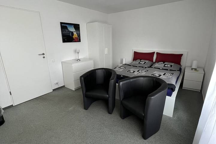 Ganze Wohnung, Ferienwohnung im Erdgeschoss Essen Kettwig in Stadtbezirk IX, Essen