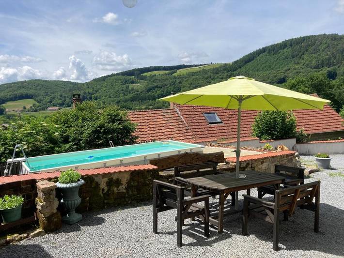 Location de vacances pour 6 personnes, avec jardin ainsi que vue et piscine à Croze - 3