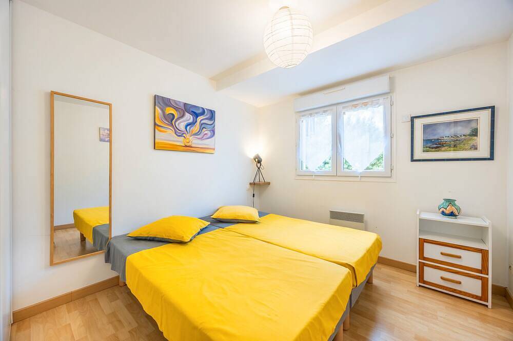 Holiday Home 'Du Peintre' with Private Terrace, Wi-Fi and Air Conditioning in Challans, Loire Valley
