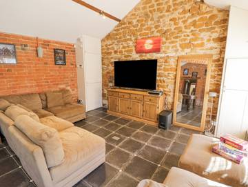 Cottage for 10 People in Northamptonshire, Midlands, Photo 4