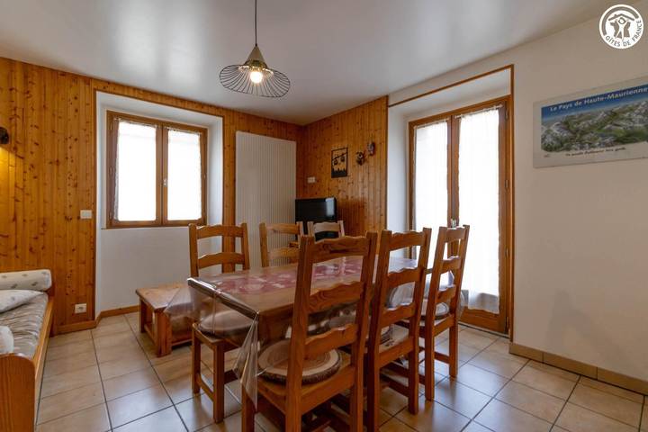 Gîte pour 5 personnes, avec balcon à Termignon - 2