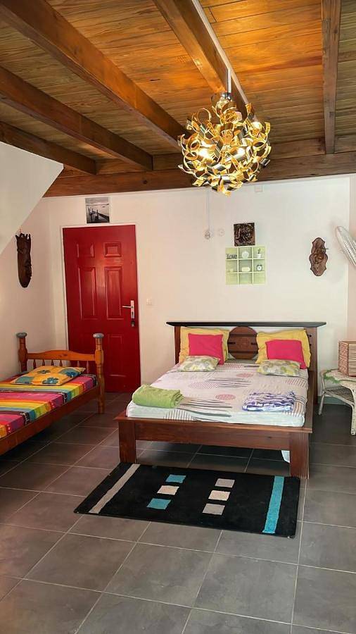 Location de vacances pour 4 personnes, avec terrasse et jacuzzi à Terre-de-Bas - 3